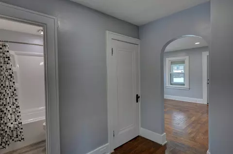 Entry Way - 238 E High, Jackson, MI 49203 photo 1 of 4
