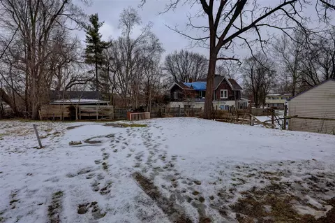 Exterior - 238 E High, Jackson, MI 49203 photo 6 of 8