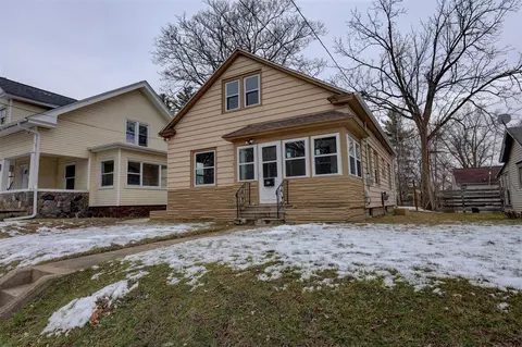 238 E High, Jackson, MI 49203