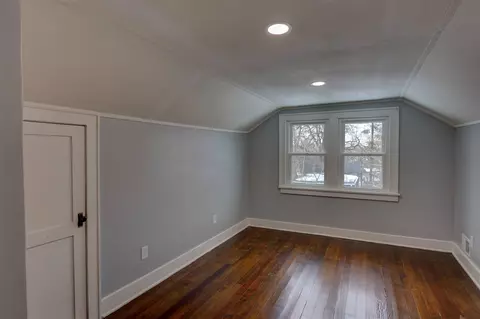Bedroom - 238 E High, Jackson, MI 49203 photo 11 of 18