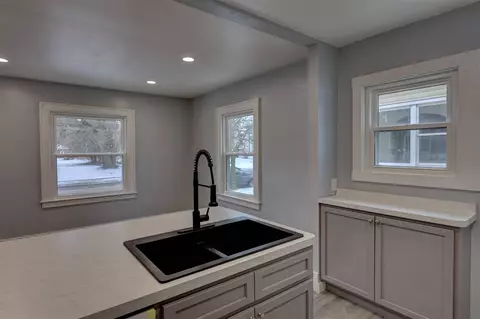 Kitchen - 238 E High, Jackson, MI 49203 photo 8 of 10