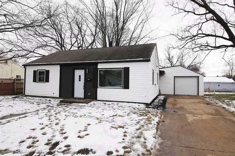428 W Lafayette, Sturgis, MI 49091