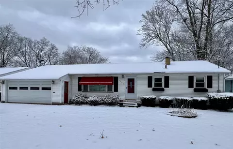 1400 Creston, Muskegon, MI 49442