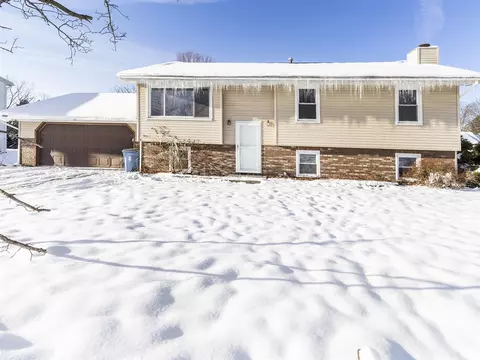 5125 Lands End, Kalamazoo, MI 49009