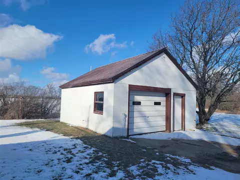 11855 N Wyman, Blanchard, MI 49310 photo 8