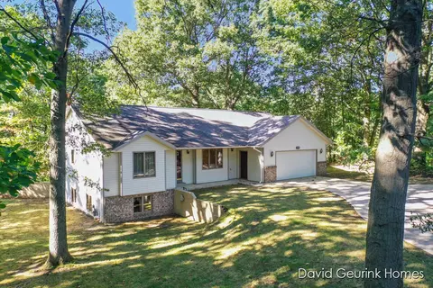 2759 132nd, Holland, MI 49424