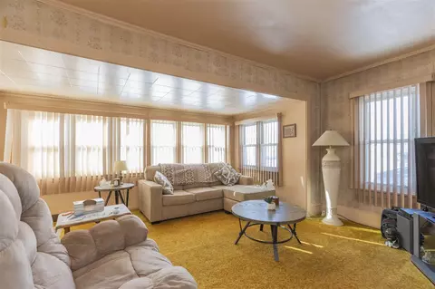 Living - 1615 Cherry, Niles, MI 49120 photo 2 of 4