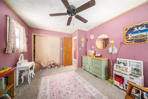 Bedroom - 9461 Territorial, Munith, MI 49259 photo 4 of 4