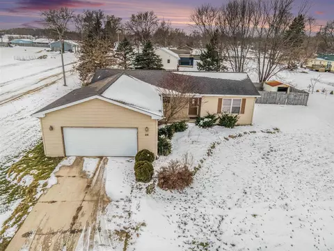 35 Neve, Pierson, MI 49339 photo 19