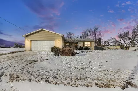 35 Neve, Pierson, MI 49339 photo 2