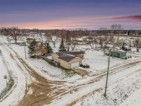 35 Neve, Pierson, MI 49339 photo 20
