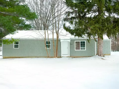 3701 Holton, Twin Lake, MI 49457