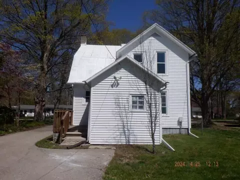 Exterior - 308 E Orch, Delton, MI 49046 photo 2 of 3