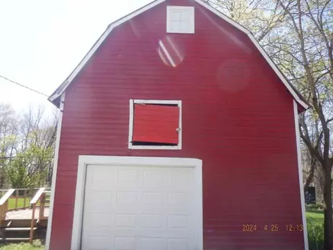 Other - 308 E Orch, Delton, MI 49046 photo 3 of 9
