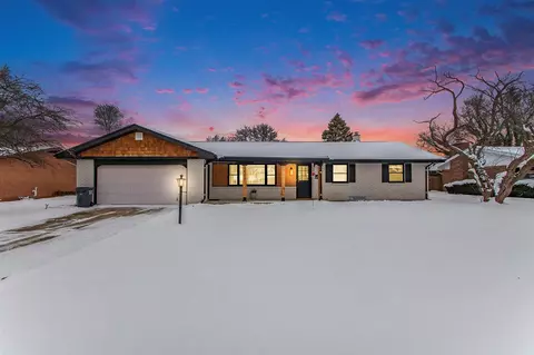 1403 S S Mnr, Saint Joseph, MI 49085