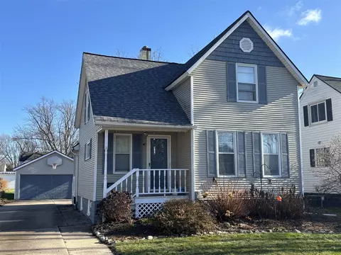 41 S Jefferson, Zeeland, MI 49464
