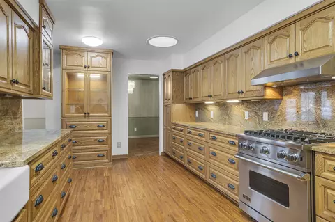 3393 Roosevelt, Jackson, MI 49203 photo 4
