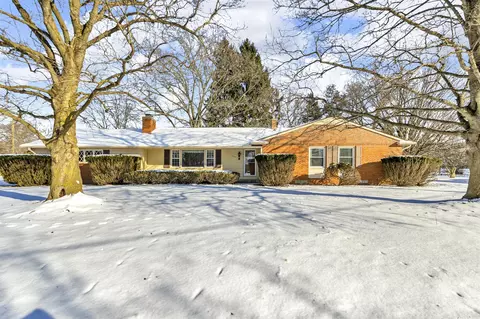 3393 Roosevelt, Jackson, MI 49203