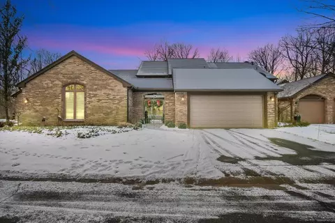 30715 Timberbrook, Bingham Farms, MI 48025