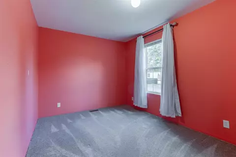 Bedroom - 196 Maple Run, Mason, MI 48854 photo 6 of 6