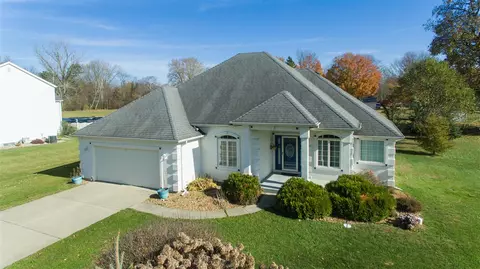 4549 Forest Bch, Watervliet, MI 49098