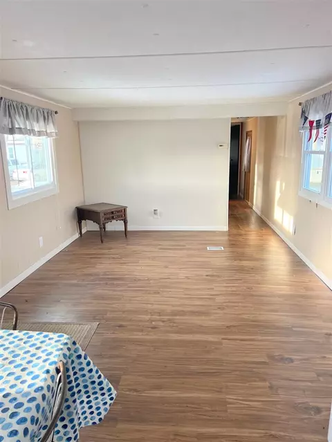 747 Cambridge, Coldwater, MI 49036 photo 7
