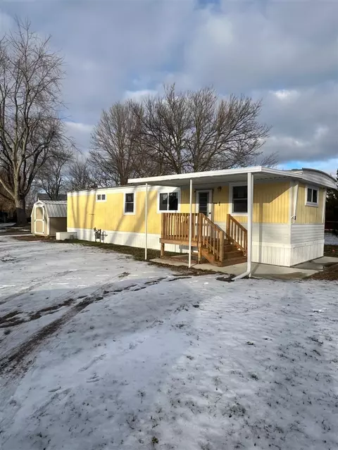 747 Cambridge, Coldwater, MI 49036 photo 16
