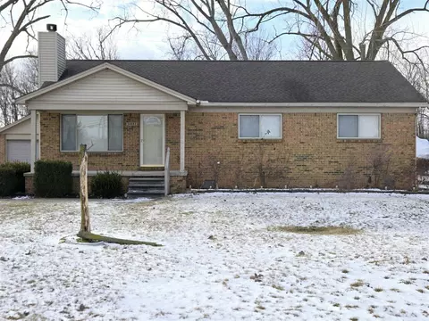 34892 W Jefferson, Brownstown, MI 48173