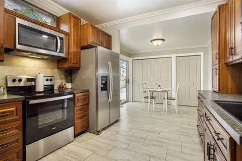 Kitchen - 321 N Marshall, Marshall, MI 49068 photo 1 of 2