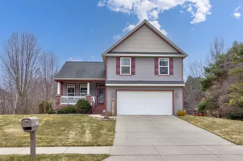 812 Ashlee, Norton Shores, MI 49441