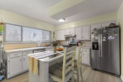 Kitchen - 2070 Serra, Sterling Heights, MI 48310 photo 5 of 5