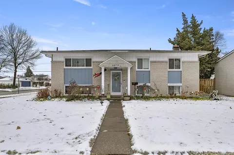 2070 Serra, Sterling Heights, MI 48310