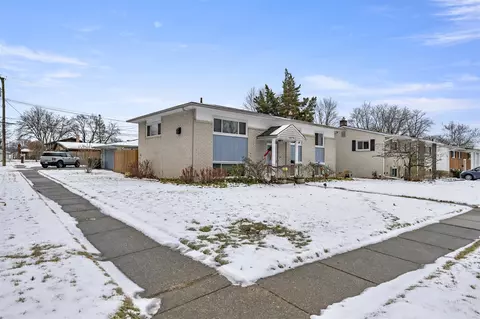 Exterior - 2070 Serra, Sterling Heights, MI 48310 photo 3 of 11