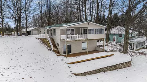 160 Phillips, Trufant, MI 49347