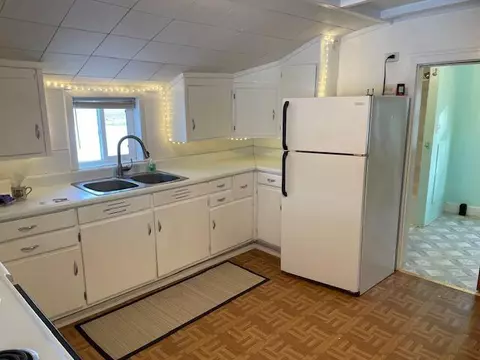 Kitchen - 438 Mill, Bronson, MI 49028 photo 3 of 3