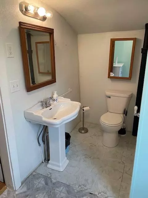 Bath - 438 Mill, Bronson, MI 49028 photo 1 of 3