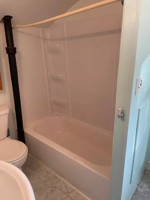 Bath - 438 Mill, Bronson, MI 49028 photo 2 of 3