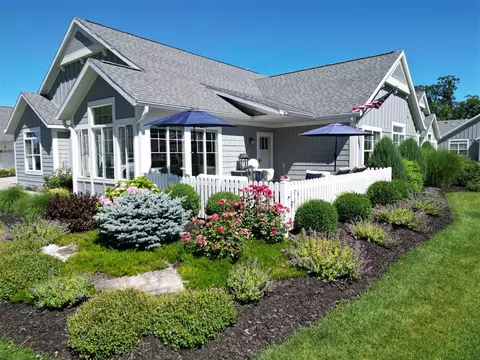 241 Janes Vw, Holland, MI 49424