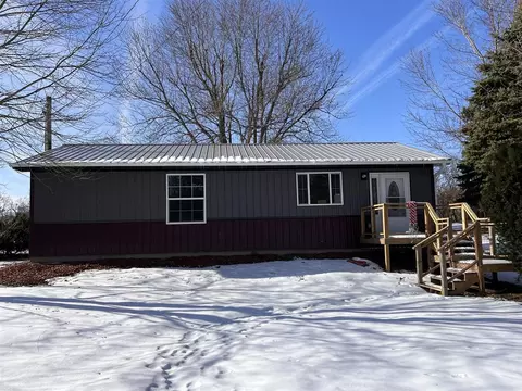 8184 Topinabee, Montgomery, MI 49255