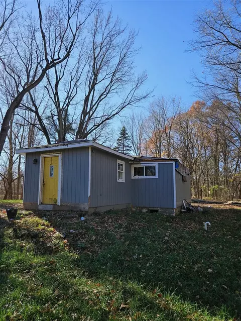 4950 Hogsback, Eaton Rapids, MI 48827 photo 4
