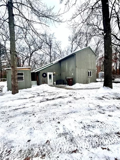 1643 215th, Morley, MI 49336