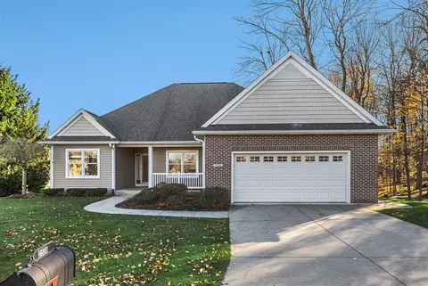 2538 Creek Shire, Kalamazoo, MI 49009