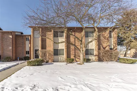 33591 Pondview, Livonia, MI 48152