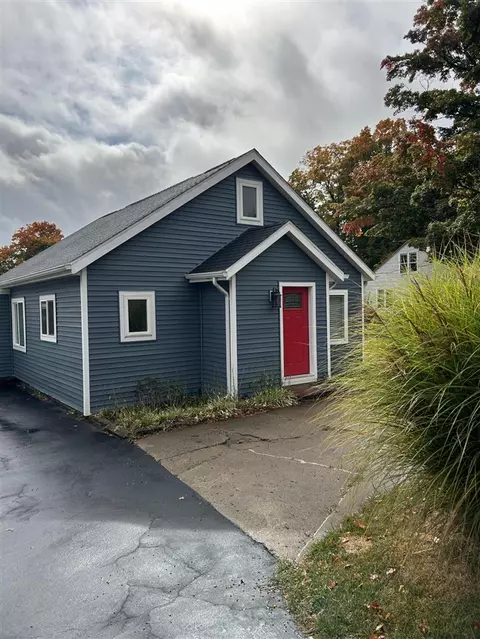 Exterior - 876 E Michigan, Marshall, MI 49068 photo 2 of 3