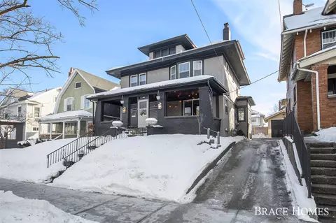 1448 Robinson, Grand Rapids, MI 49506