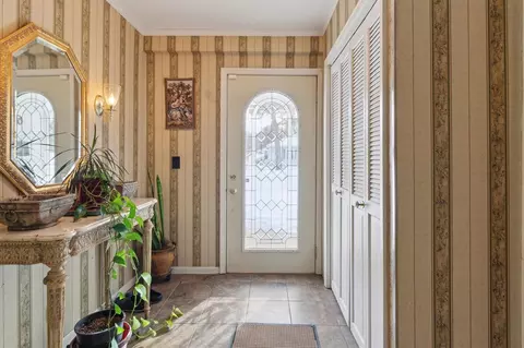 Entry Way - 602 Rust, Big Rapids, MI 49307 photo 1 of 6
