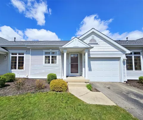 275 Shoreside N, Grand Rapids, MI 49548