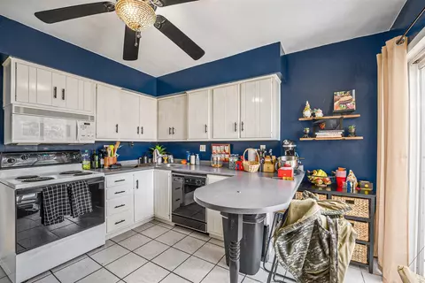 200 E Hoffman, Three Rivers, MI 49093 photo 5