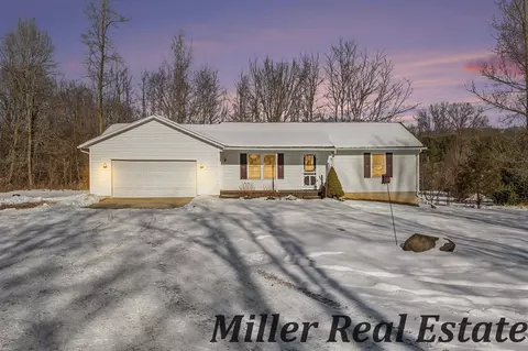5407 E Quimby, Nashville, MI 49073