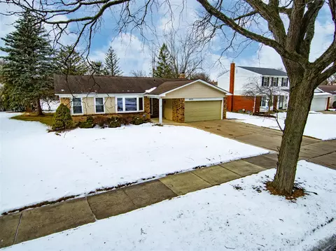 4839 Gamber, Troy, MI 48085